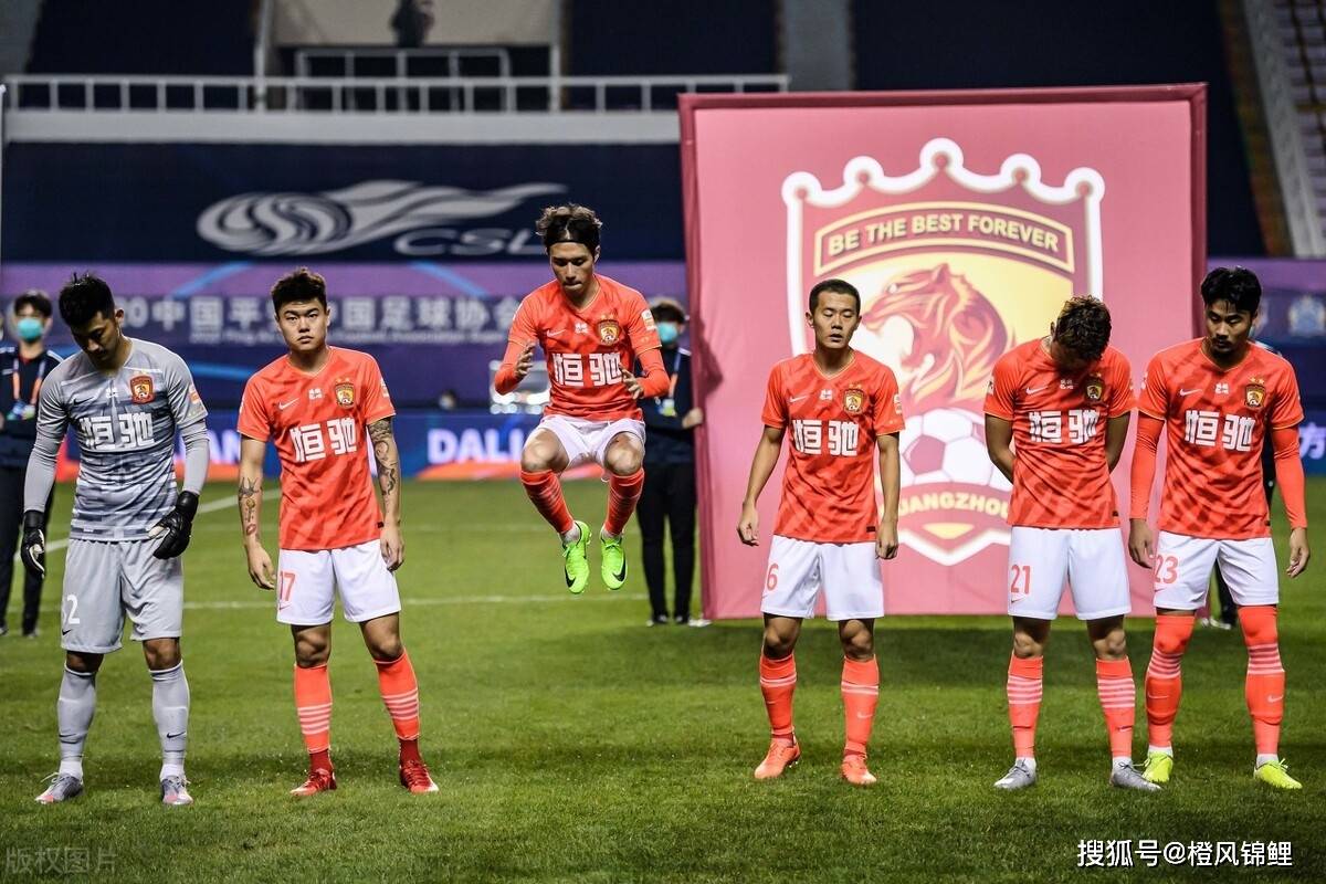 爱游戏中国 -关键时刻尤文图斯单刀错失——中超节点到来，媒体盛赞，阵容厚度经受考验的简单介绍