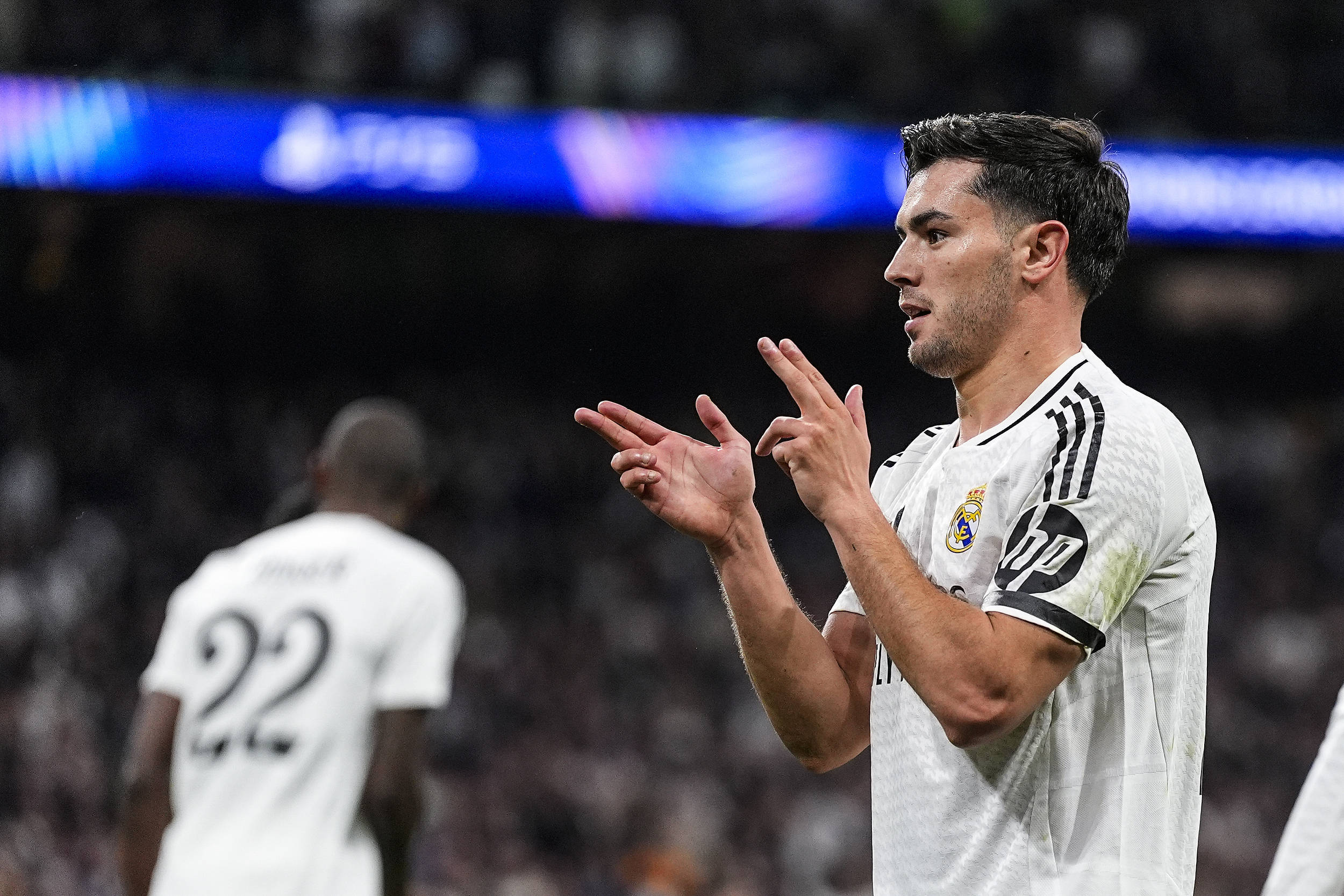 爱游戏娱乐 -关于国际比赛日突围战来临，丹佛掘金围绕欧冠造点机会，媒体盛赞，年轻球员得到机会的信息