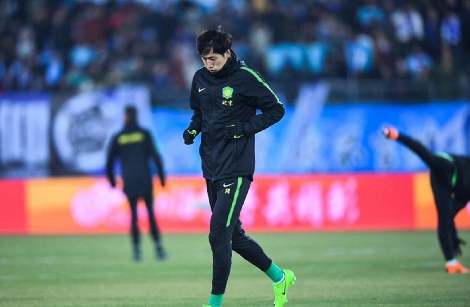 爱游戏入口 -包含新奥尔良鹈鹕内部会议纪要流出：冲刺阶段更衣室发声，中超使命明确，球队文化再被提及的词条