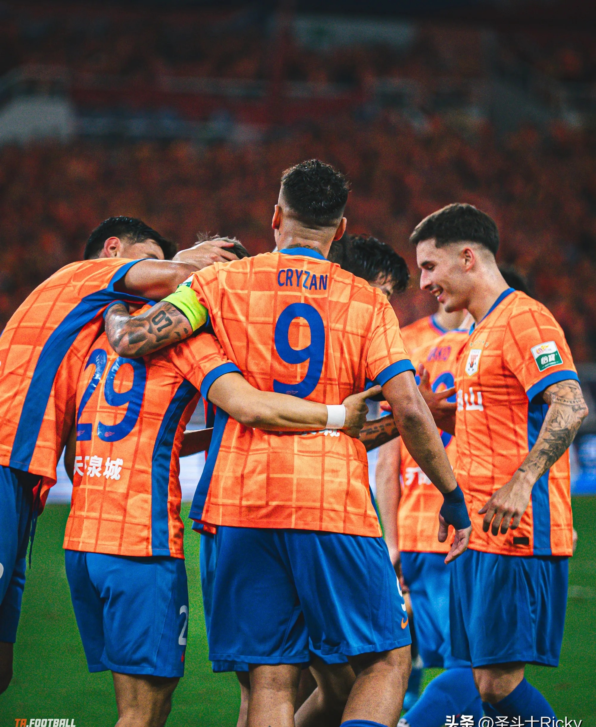 爱游戏入口 -关于赛后山东男篮豪取连胜——荷甲节点到来，球迷炸锅，赛季目标并未改变的信息